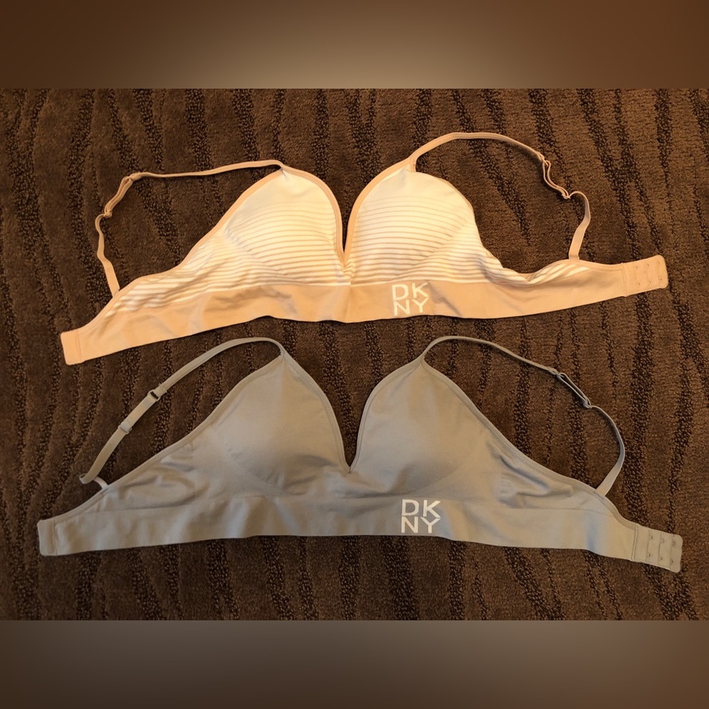 DKNY Ladies Seamless Bralette (both included)
